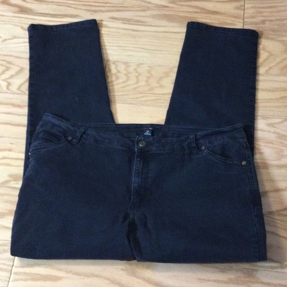 J+V Jeans Denim - 16W J+V Curvie Fit Ankle Black Denim Jeans